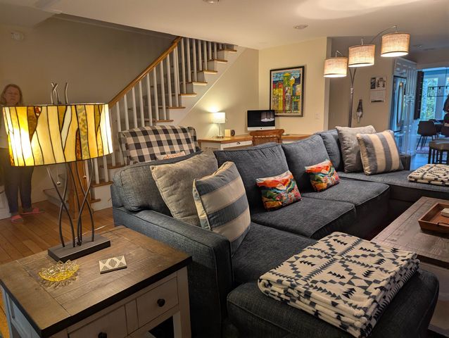 3996 Route 30, Jamaica, VT 05343