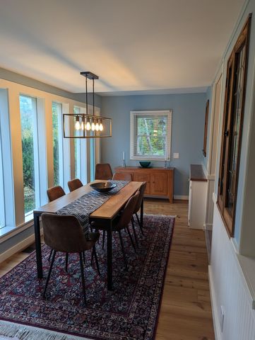 3996 Route 30, Jamaica, VT 05343