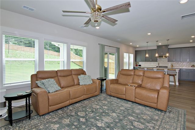 121 Willoughby Way, Piedmont, SC 29673