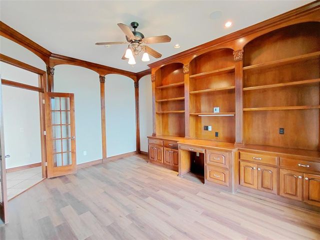 19615 Sportsman Road, Edmond, OK 73012