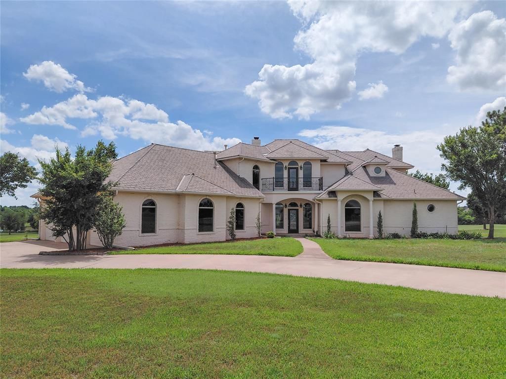 19615 Sportsman Road, Edmond, OK 73012