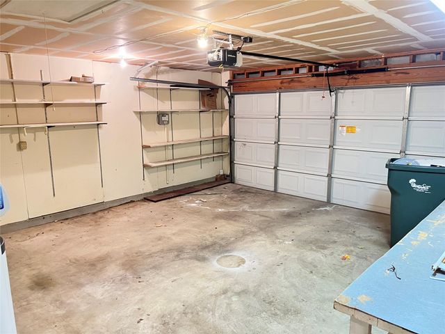 9005 Marthas DR, Austin, TX 78717