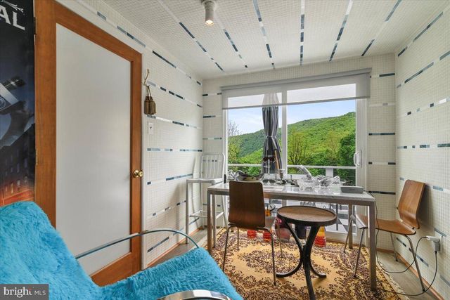 413 SOUTH AVE, Jim Thorpe, PA 18229