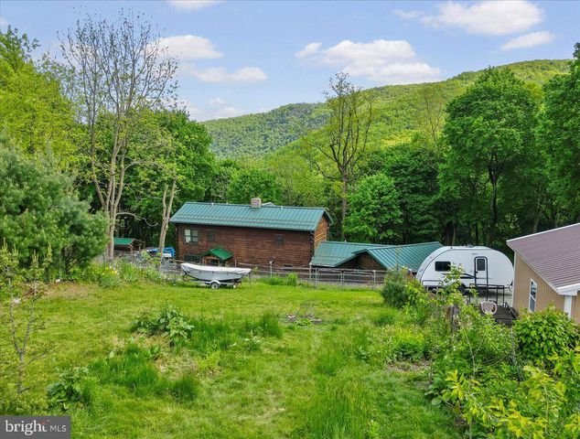 413 SOUTH AVE, Jim Thorpe, PA 18229