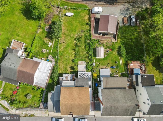 413 SOUTH AVE, Jim Thorpe, PA 18229