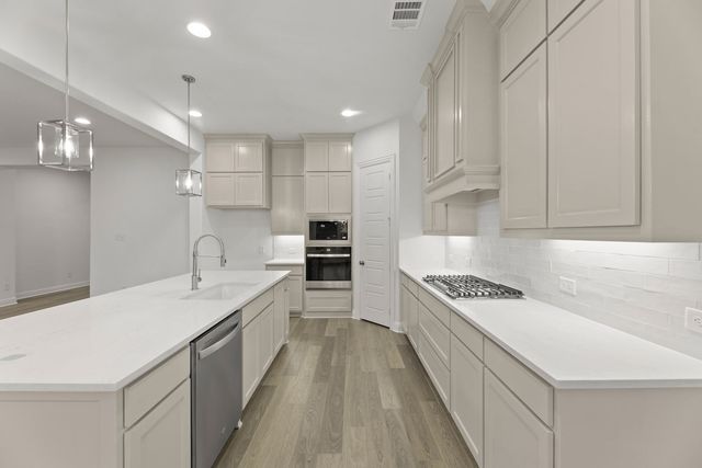 217 Silo Drive, Midlothian, TX 76065