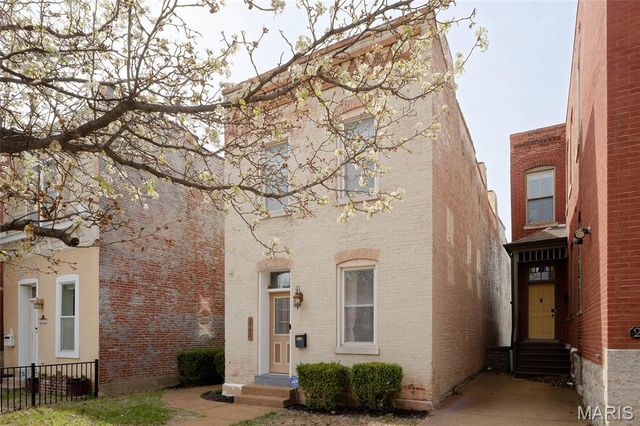 2703 McNair Avenue, St Louis, MO 63118