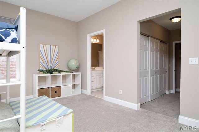 2703 McNair Avenue, St Louis, MO 63118