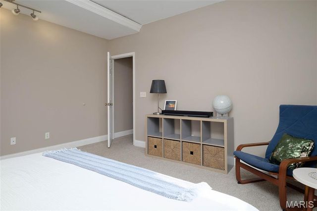 2703 McNair Avenue, St Louis, MO 63118