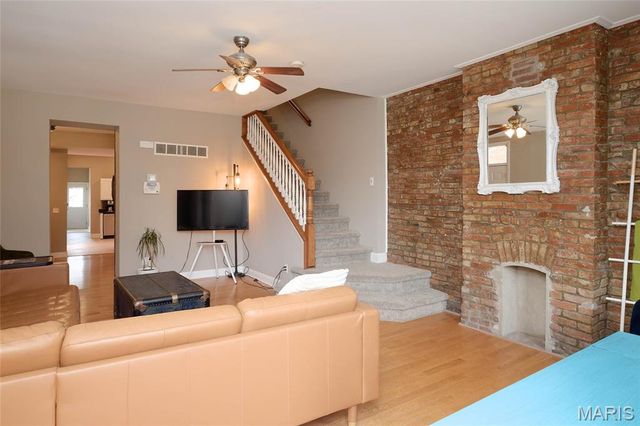 2703 McNair Avenue, St Louis, MO 63118