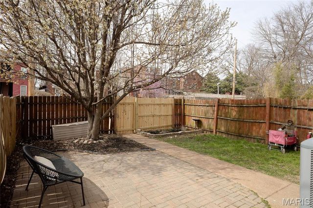 2703 McNair Avenue, St Louis, MO 63118