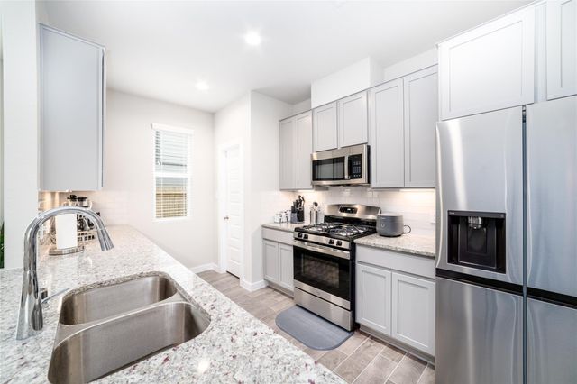2934 Godric Hollow Lane, Rosenberg, TX 77471