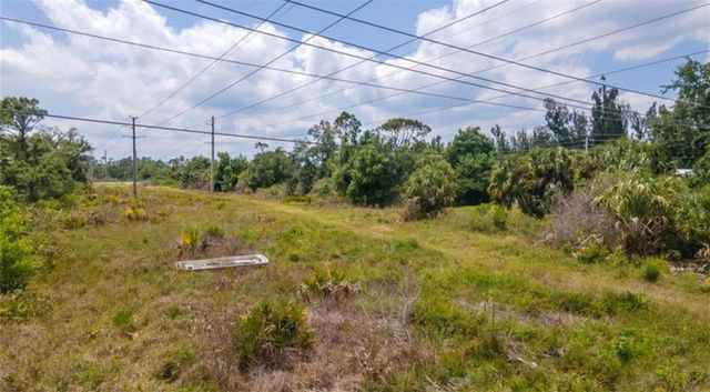 925 INDIAN CREEK LANE, Punta Gorda, FL 33982