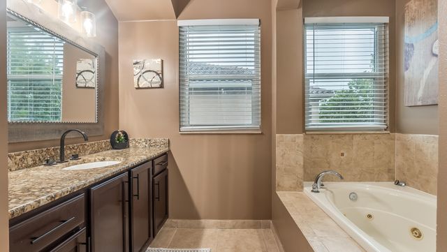 556 Cresta Circle, West Palm Beach, FL 33413