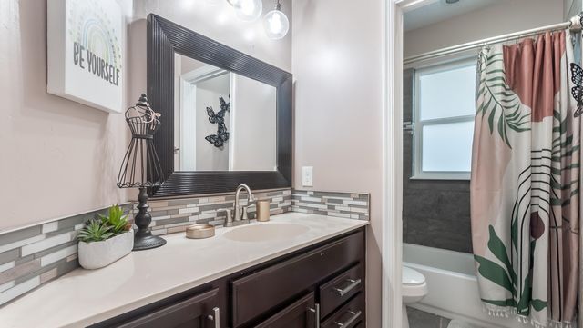 556 Cresta Circle, West Palm Beach, FL 33413