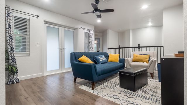 556 Cresta Circle, West Palm Beach, FL 33413
