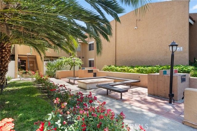 1101 W Macarthur 195, Santa Ana, CA 92707