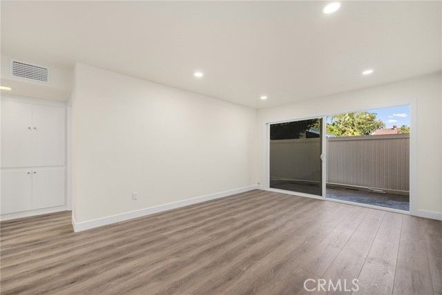 1101 W Macarthur 195, Santa Ana, CA 92707