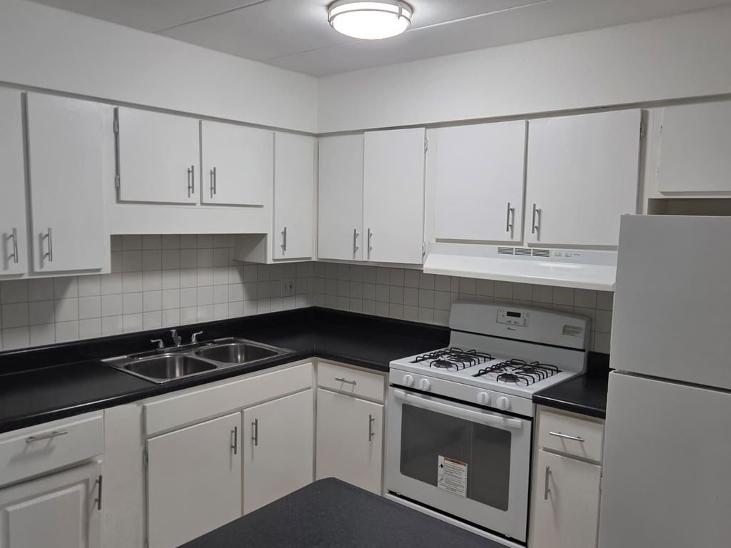 2345 185th Court 19, Lansing, IL 60438 — photo 3
