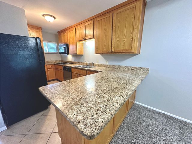 601 W 11th ST 215, Austin, TX 78701