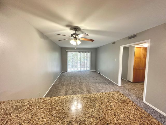 601 W 11th ST 215, Austin, TX 78701