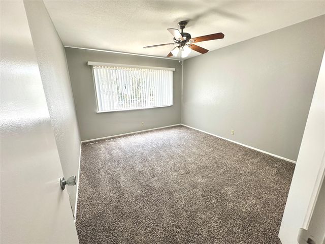 601 W 11th ST 215, Austin, TX 78701