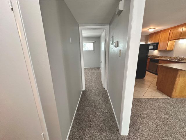601 W 11th ST 215, Austin, TX 78701