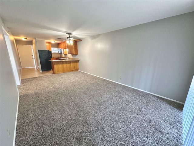 601 W 11th ST 215, Austin, TX 78701