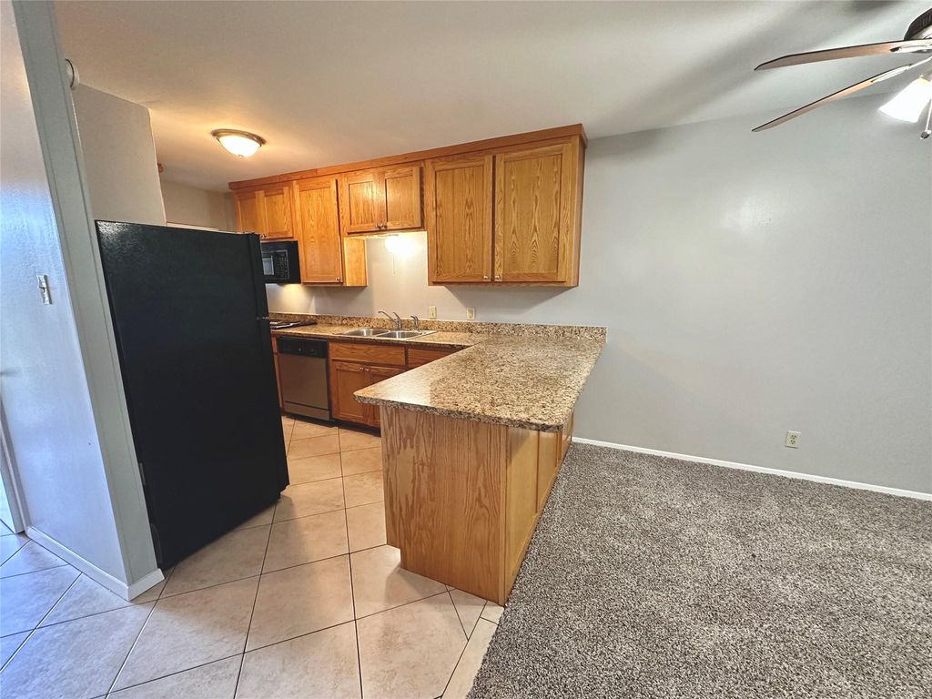 601 W 11th ST 215, Austin, TX 78701