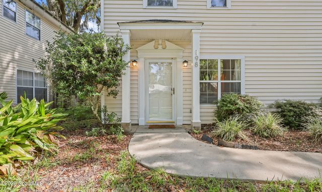 198 Pine Street, St. Simons Island, GA 31522