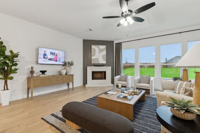 406 Heritage Hill Drive, Forney, TX 75126