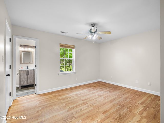 249 S Creek Drive, Jacksonville, NC 28540