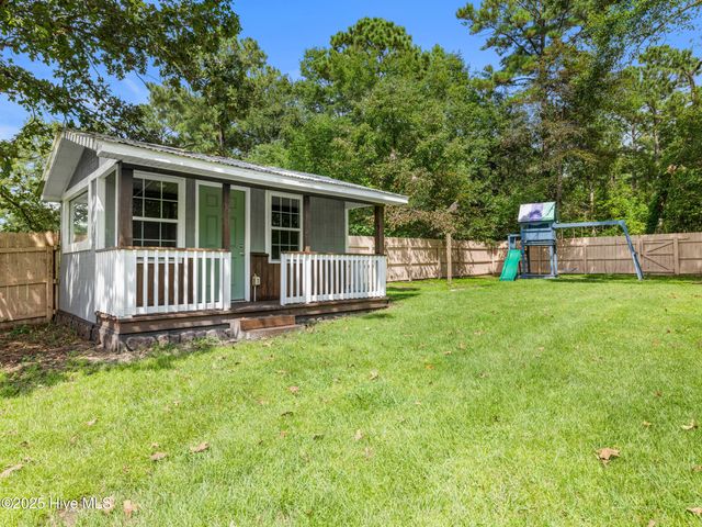 249 S Creek Drive, Jacksonville, NC 28540