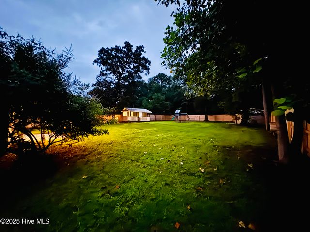 249 S Creek Drive, Jacksonville, NC 28540
