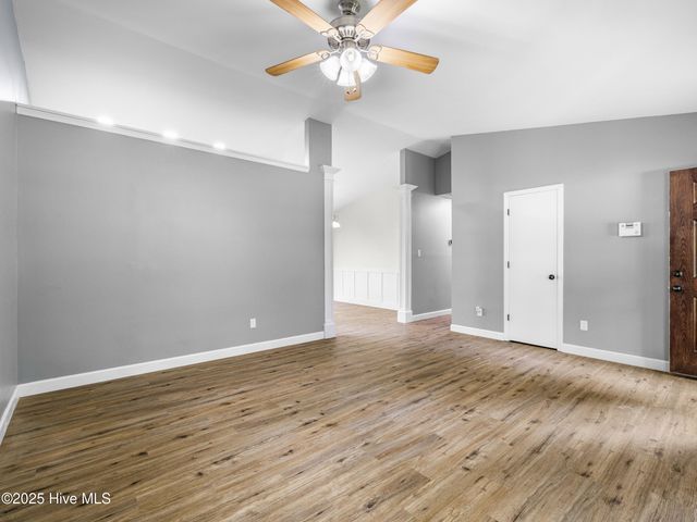 249 S Creek Drive, Jacksonville, NC 28540