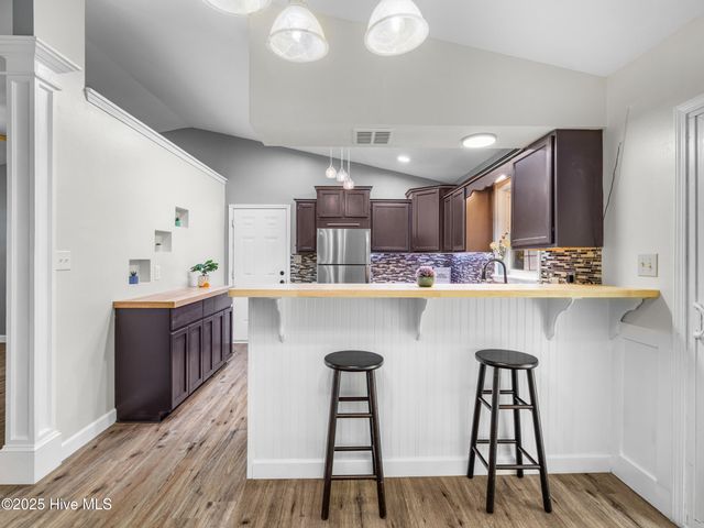 249 S Creek Drive, Jacksonville, NC 28540