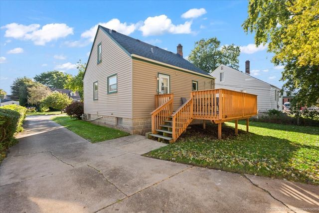 11462 S. Troy Avenue, Merrionette Park, IL 60803