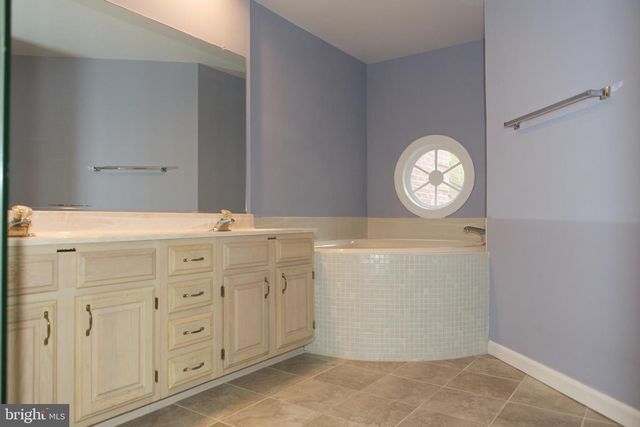 7828 ORACLE PL, Potomac, MD 20854
