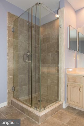 7828 ORACLE PL, Potomac, MD 20854