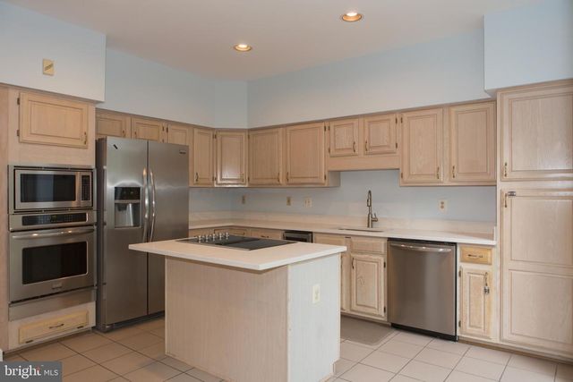 7828 ORACLE PL, Potomac, MD 20854