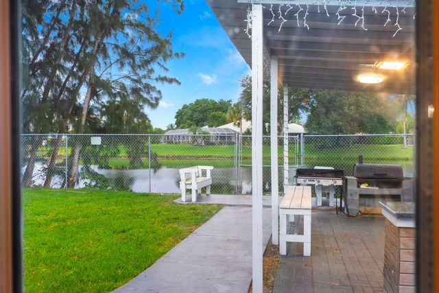735 Hibiscus Drive, Royal Palm Beach, FL 33411