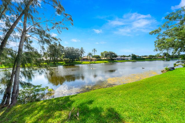735 Hibiscus Drive, Royal Palm Beach, FL 33411