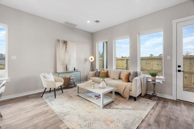 5917 Wheatley Hollow Lane, Houston, TX 77091