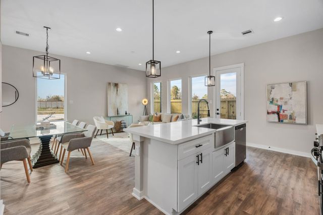 5917 Wheatley Hollow Lane, Houston, TX 77091