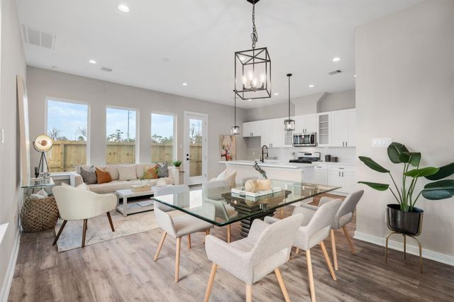 5917 Wheatley Hollow Lane, Houston, TX 77091