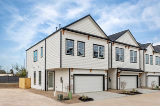 5917 Wheatley Hollow Lane, Houston, TX 77091