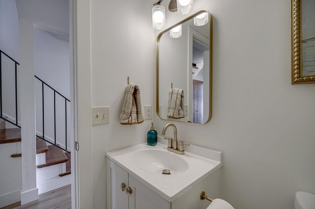 5478 Sanibel Drive, Minnetonka, MN 55343