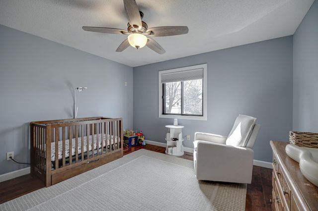 5478 Sanibel Drive, Minnetonka, MN 55343