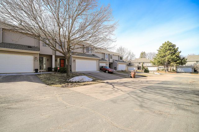 5478 Sanibel Drive, Minnetonka, MN 55343
