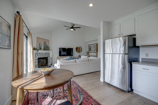 5478 Sanibel Drive, Minnetonka, MN 55343